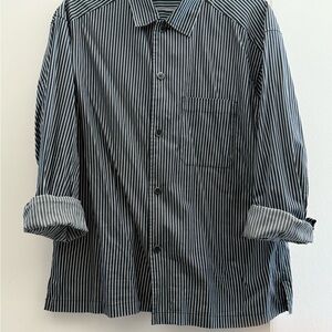 Uniqlo Black and White Striped Casual Shirt